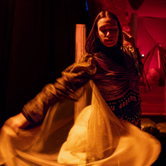 ballerina danza al presepe vivente di Petrignano d'Assisi